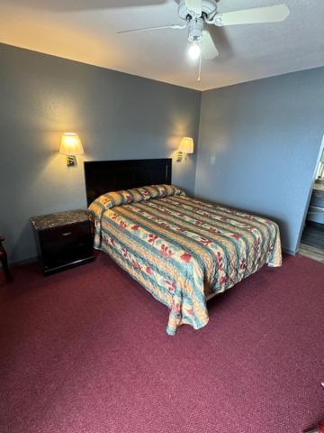 Pratt Budget Inn Extérieur photo